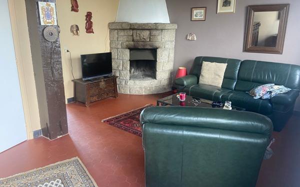 Maison à vendre    5 pièces •  Saint-Pierre-Quiberon