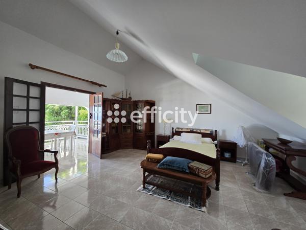 Maison 6 pièces - 160 m² Exclusivité efficity