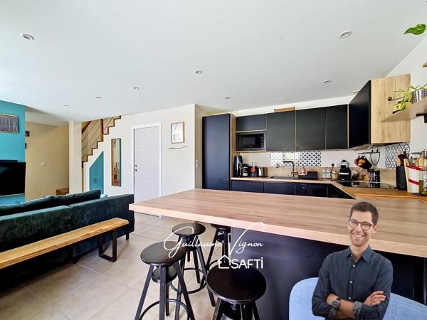 Maison rénovée avec terrasse aux portes de Lyon