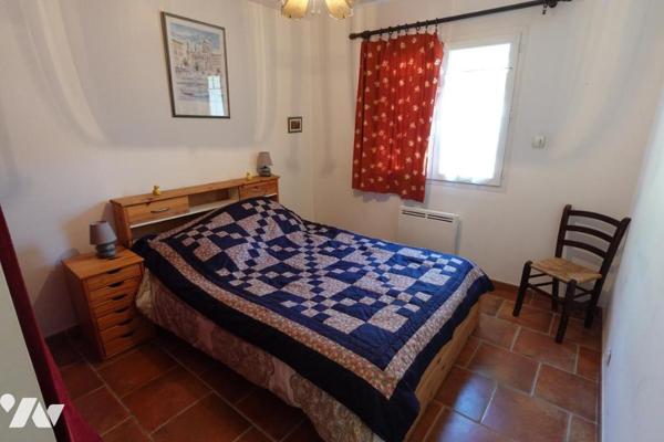 GRANDE VILLA AVEC TERRAIN ATTENNAT DE 2770 m²