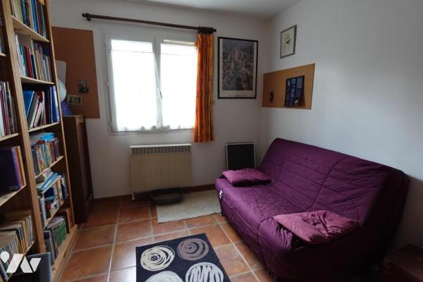 GRANDE VILLA AVEC TERRAIN ATTENNAT DE 2770 m²