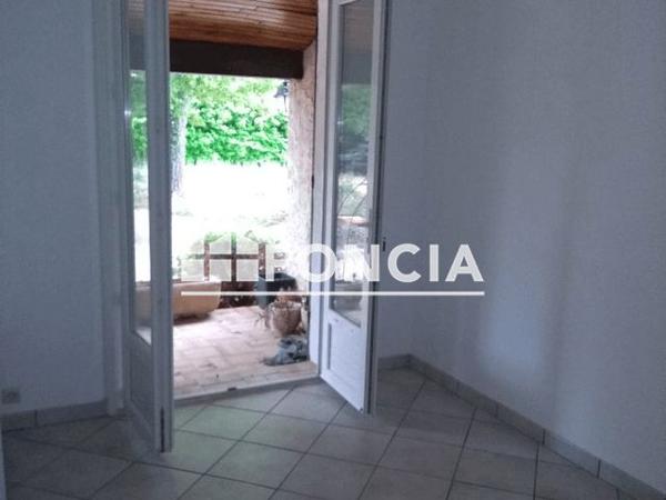 Location Maison 4 pièces 102 m² - 703 CHEMIN DE LA CHAPELLE Camaret Sur Aigues 84850