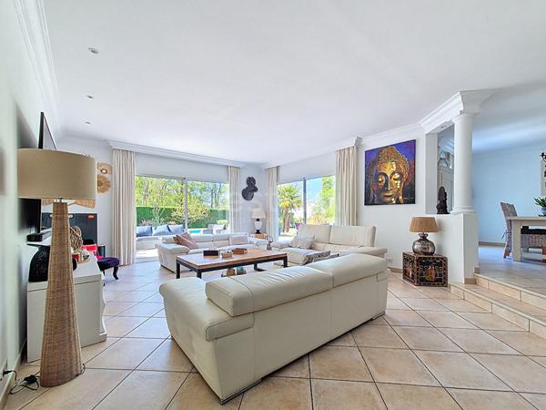 Maison Gouvieux 280M² habitables, jardin 2150 m² avec piscine