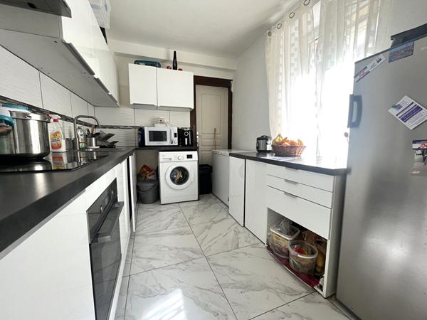 MERU - Maison de ville - 6 pièces - 116m²