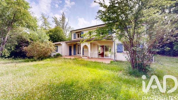 Maison à vendre 6 pièces 175,8 m² Brax