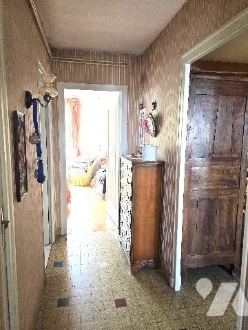 Appartement 4 pièces de 79 m² avec deux balcons, garage et cave – Vichy, Quartier de France
