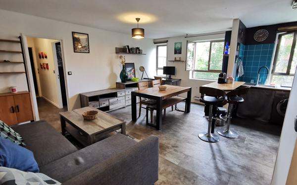 Appartement à louer    2 pièces • 49,36 m2 Paris 19