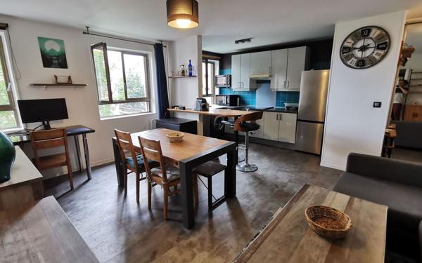 Appartement à louer    2 pièces • 49,36 m2 Paris 19