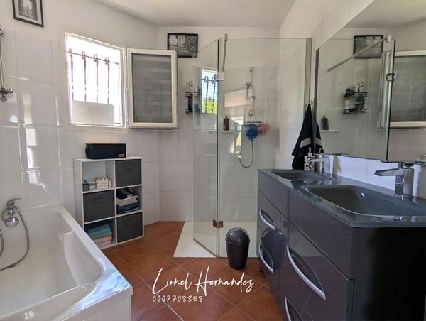 Saint Privat Des Vieux - Villa de plain-pied de 105m² - 4 chambres - Garage - Terrain clos et plat de 640m²