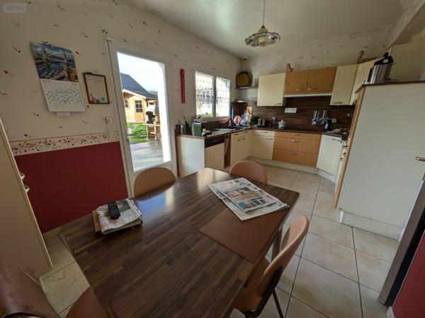 Maison à vendre à Changé dans la Sarthe (72560), ref : CHM65