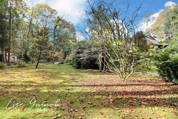 PROPRIÉTÉ, DÉPENDANCES ET TENNIS SUR 2 HECTARES