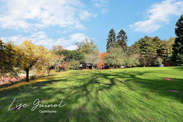 PROPRIÉTÉ, DÉPENDANCES ET TENNIS SUR 2 HECTARES