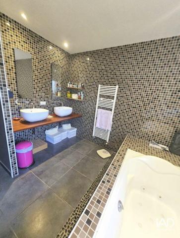 Maison à vendre 7 pièces 232 m² Cerbère