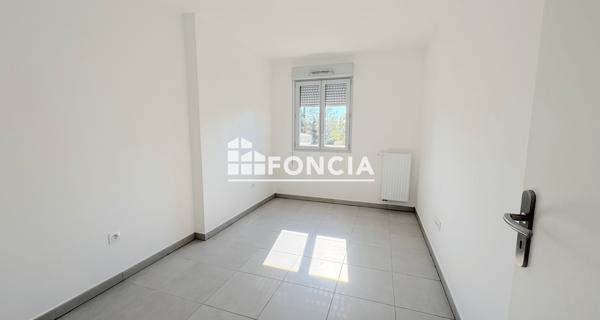 Location Appartement 3 pièces 60.5 m² - Monteux 84170