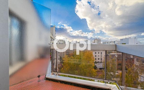 Appartement à vendre    4 pièces • 80 m2 Paris 19