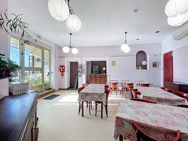 Immeuble Manosque 26 pièces 630 m²  habitables plus caves et garage