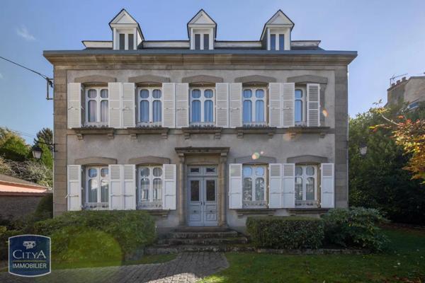 Vente demeure 10 pièces de 365m²
