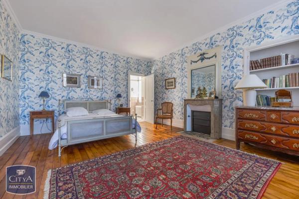 Vente demeure 10 pièces de 365m²