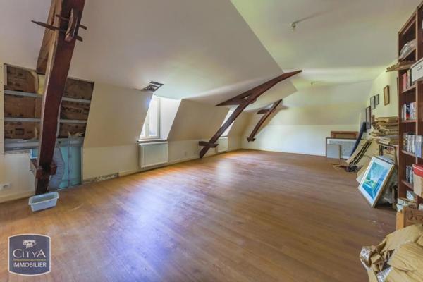 Vente demeure 10 pièces de 365m²