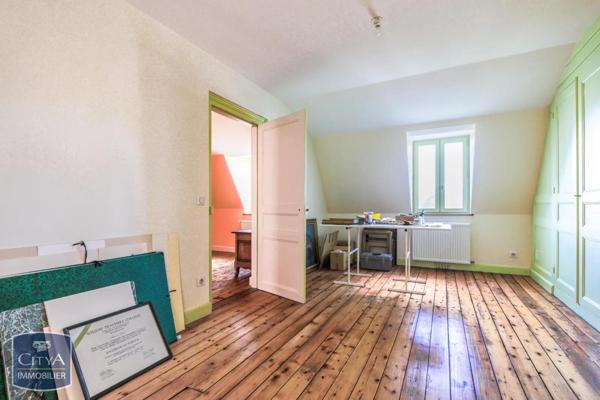 Vente demeure 10 pièces de 365m²