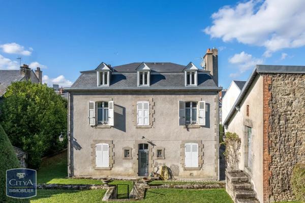 Vente demeure 10 pièces de 365m²