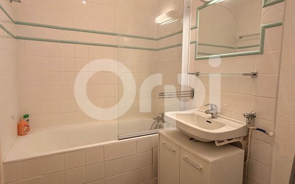 Appartement à vendre    1 pièce • 28,55 m2 Compiègne