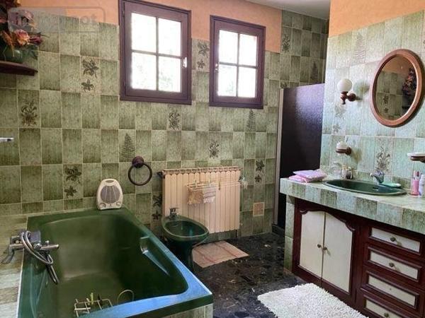 Maison à vendre à Chassenon en Charente (16150), ref : 14757/183