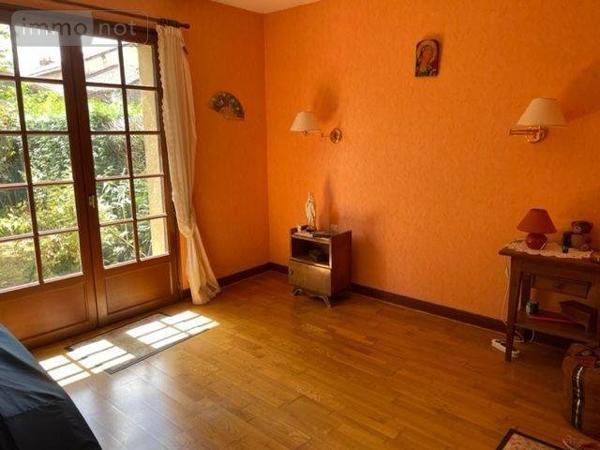 Maison à vendre à Chassenon en Charente (16150), ref : 14757/183