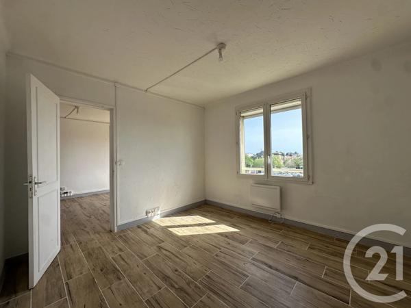 Appartement T3 à vendre  3 pièces - 60,33 m 2   AGDE  - 34