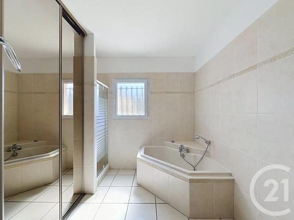 Maison à vendre  6 pièces - 211,70 m 2   AGDE  - 34