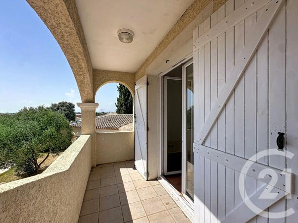 Maison à vendre  6 pièces - 211,70 m 2   AGDE  - 34