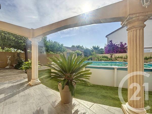 Maison à vendre  6 pièces - 211,70 m 2   AGDE  - 34