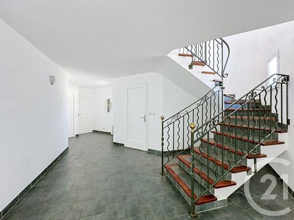 Maison à vendre  6 pièces - 211,70 m 2   AGDE  - 34