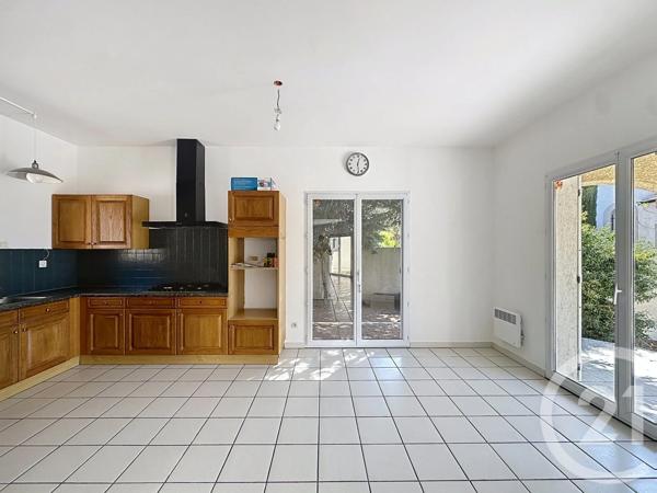 Maison à vendre  6 pièces - 211,70 m 2   AGDE  - 34