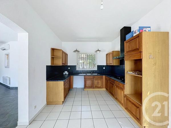Maison à vendre  6 pièces - 211,70 m 2   AGDE  - 34