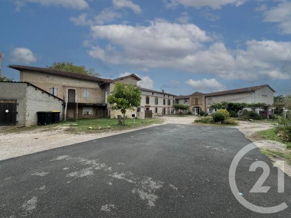 Immeuble à vendre  2300 m 2   CASTRES  - 81