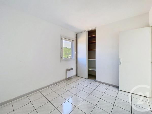 Appartement T3 à vendre  3 pièces - 73,33 m 2   AGDE  - 34