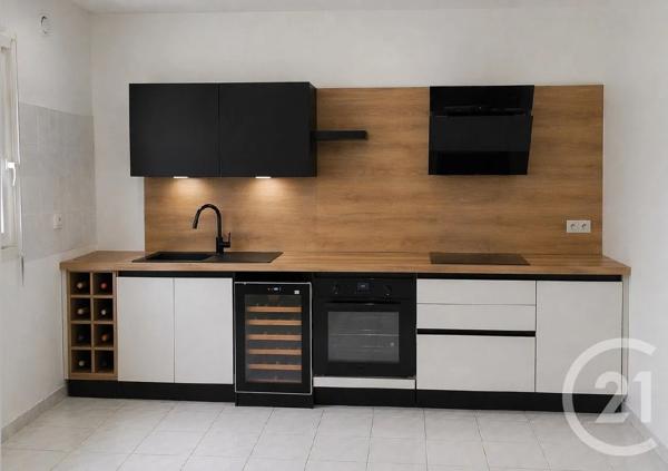 Appartement T3 à vendre  3 pièces - 73,33 m 2   AGDE  - 34