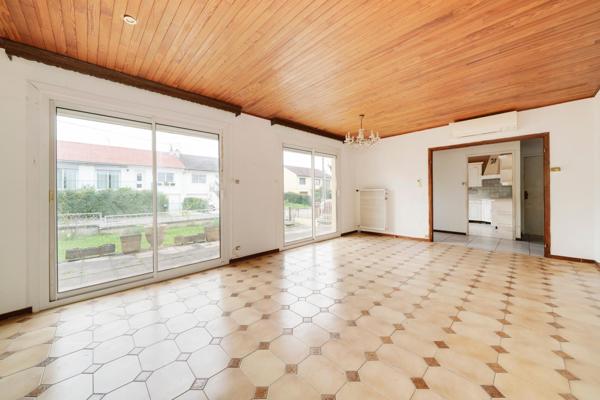 Jolie maison de plain-pied, 95 m² sur sous-sol avec 3 chambres