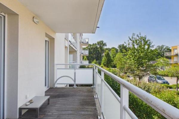 Vente - Appartement 3 pièces 57 m 2 PLESCOP (56890)