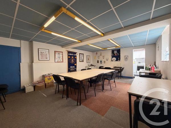 Appartement F3 à vendre  4 pièces - 90,29 m 2   MOULINS  - 03
