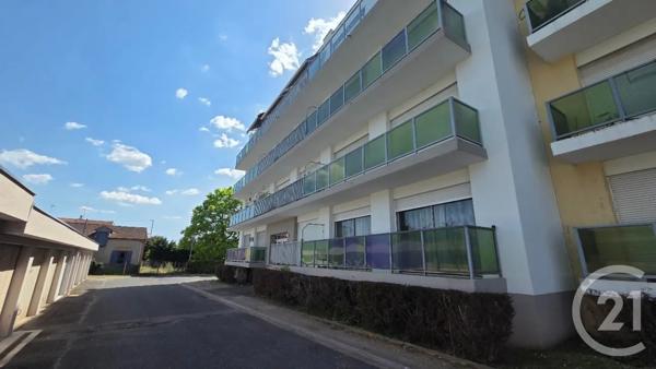 Appartement F3 à vendre  4 pièces - 90,29 m 2   MOULINS  - 03