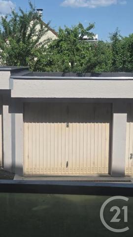 Appartement F3 à vendre  4 pièces - 90,29 m 2   MOULINS  - 03