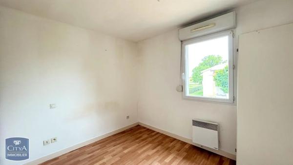 Appartement à louer 3 pièces 64m² La Ville-Dieu-du-Temple (82290)