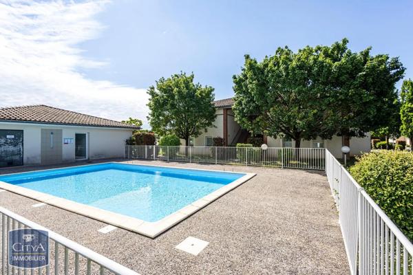 Appartement à louer 3 pièces 64m² La Ville-Dieu-du-Temple (82290)