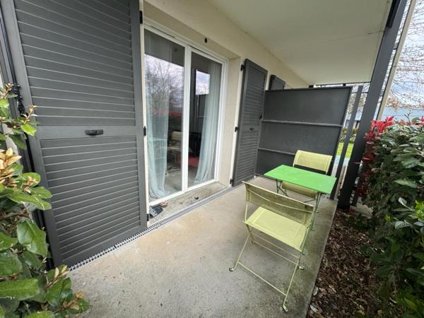 Appartement Villenave D'Ornon 2 pièces, terrasse et parking