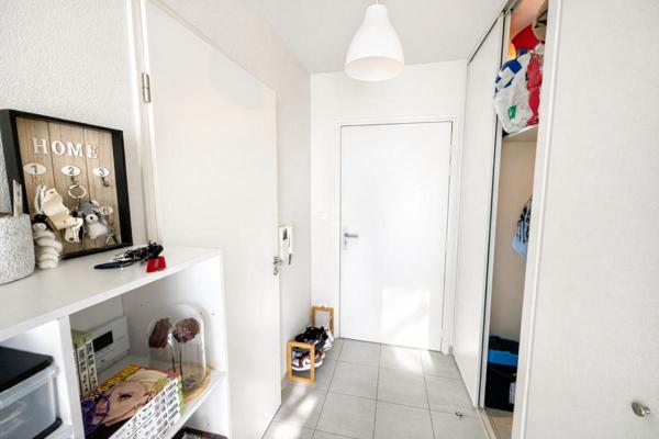 Appartement Villenave D'Ornon 2 pièces, terrasse et parking