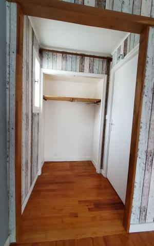 Appartement à louer Pontivy : 3 pièces, 79m² avec 2 chambre(s) à 740€ - AJP Immobilier Pontivy