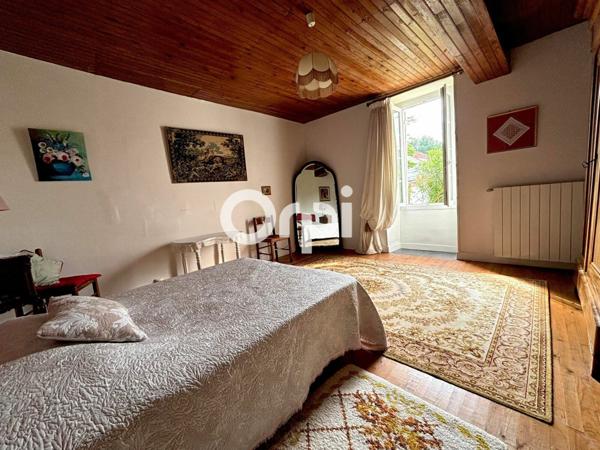 Maison à vendre    4 pièces •  Breuillet