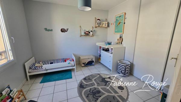 Maison fonctionnelle 100 m² / 3 chambres / proche centre ville à pied